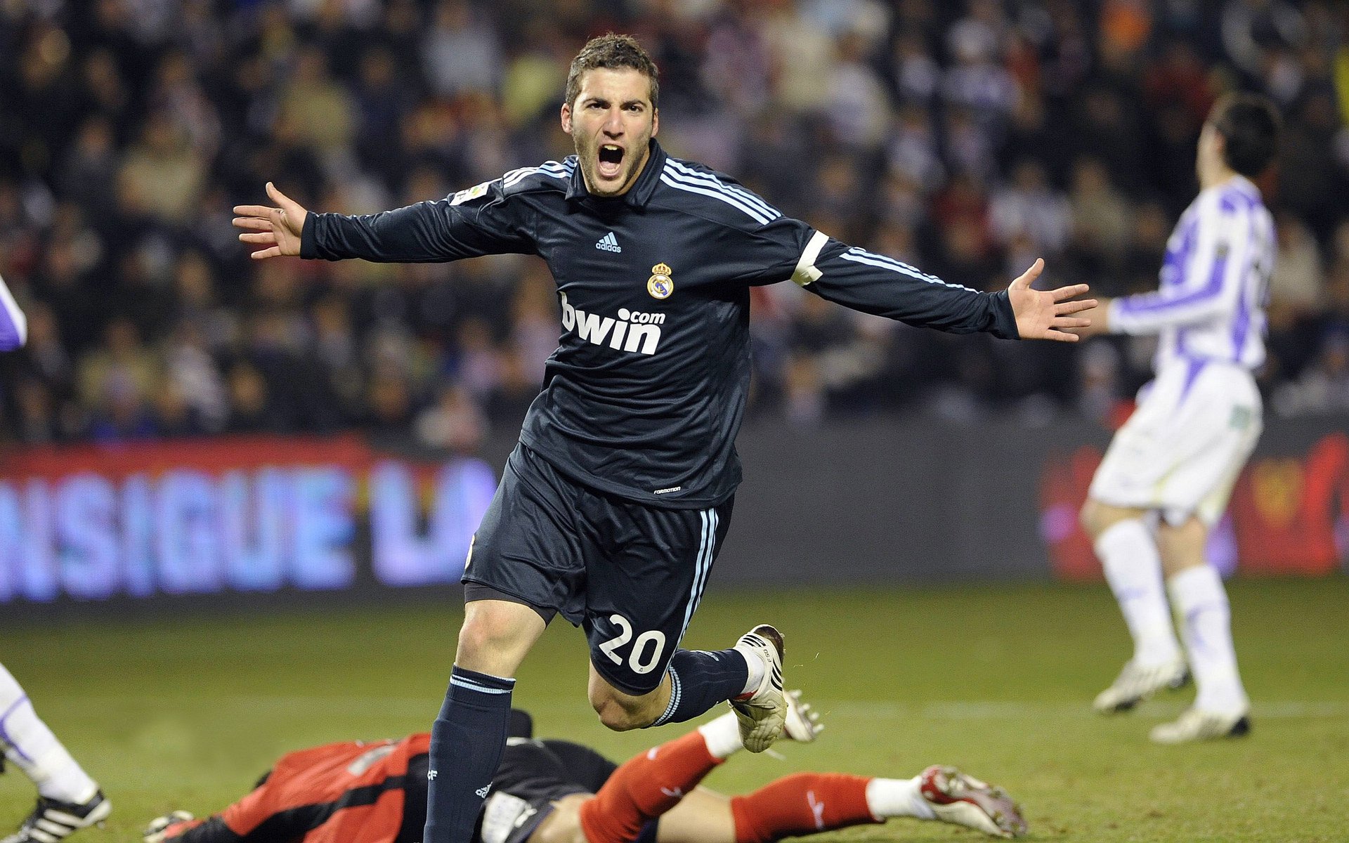 乌拉圭男足在巴黎奥运会上获得铜牌，创历史